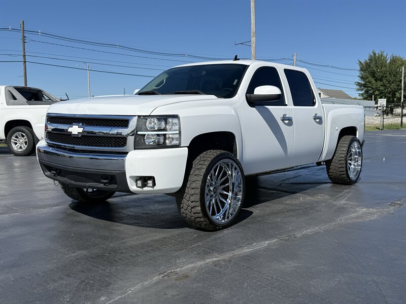 2008 Chevrolet Silverado 1500 LT1 - Photo 5 - Cahokia, IL 62206
