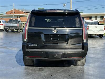2015 Cadillac Escalade Luxury - Photo 8 - Cahokia, IL 62206
