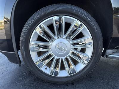 2015 Cadillac Escalade Luxury - Photo 21 - Cahokia, IL 62206
