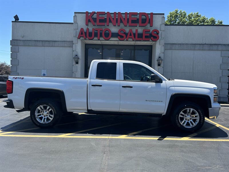 2014 Chevrolet Silverado 1500's photo