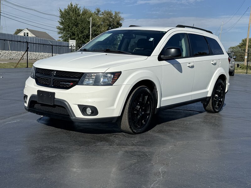 2019 Dodge Journey SE   - Photo 1 - Cahokia, IL 62206