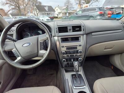 2010 Ford Fusion SEL   - Photo 10 - Freeburg, IL 62243