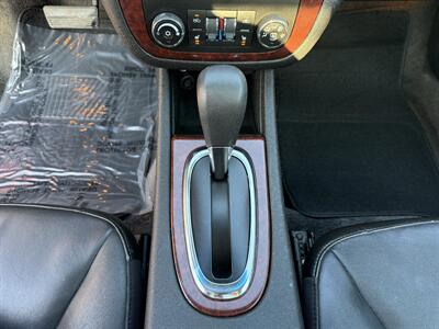 2009 Chevrolet Impala LT   - Photo 14 - Cahokia, IL 62206