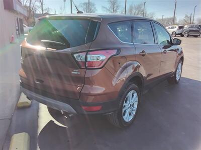 2017 Ford Escape SE   - Photo 6 - Cahokia, IL 62206