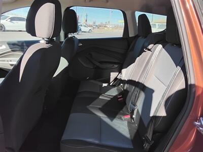 2017 Ford Escape SE   - Photo 10 - Cahokia, IL 62206