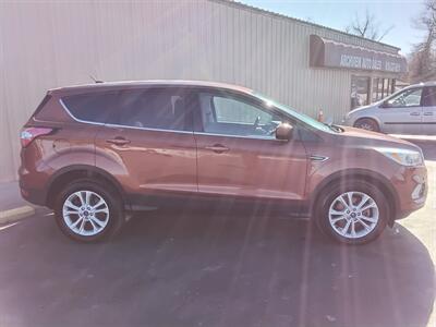 2017 Ford Escape SE   - Photo 5 - Cahokia, IL 62206