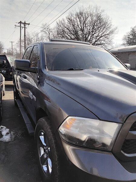2014 RAM 1500 Express - Photo 2 - Freeburg, IL 62243