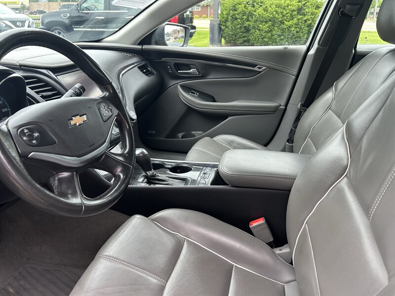 2018 Chevrolet Impala Premier - Photo 8 - Fairview Heights, IL 62208
