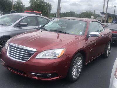 2013 Chrysler 200 Limited   - Photo 2 - Belleville, IL 62226