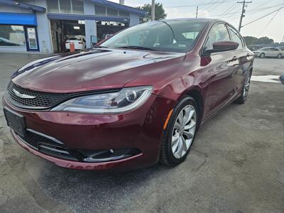 2015 Chrysler 200 S   - Photo 6 - Belleville, IL 62223