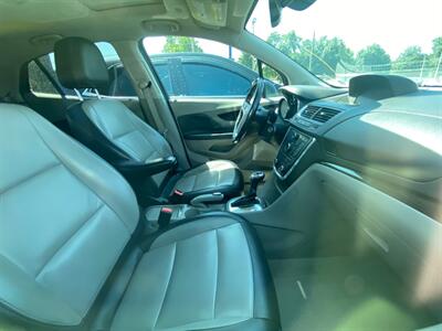 2016 Buick Encore Leather   - Photo 5 - Belleville, IL 62226