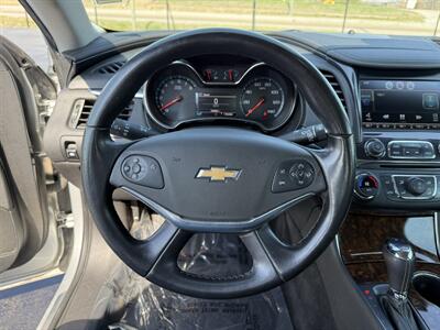 2015 Chevrolet Impala LTZ   - Photo 12 - Cahokia, IL 62206