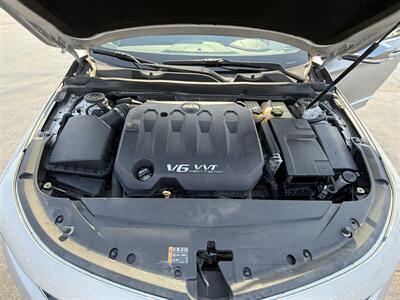 2015 Chevrolet Impala LTZ   - Photo 17 - Cahokia, IL 62206