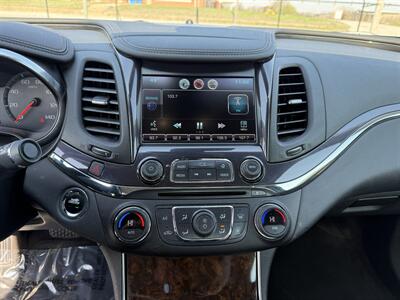 2015 Chevrolet Impala LTZ   - Photo 13 - Cahokia, IL 62206