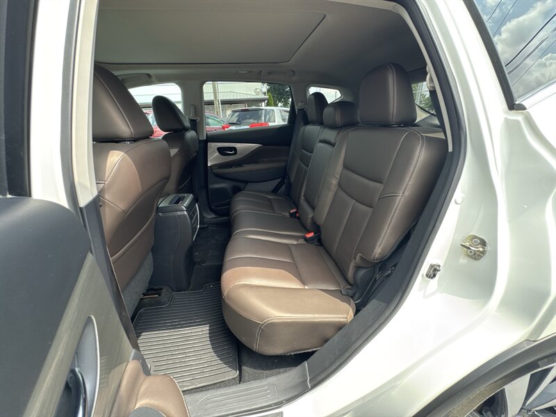 2017 Nissan Murano Platinum - Photo 16 - Millstadt, IL 62260