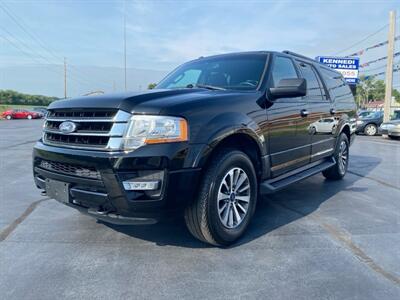 2017 Ford Expedition EL XLT   - Photo 1 - Cahokia, IL 62206