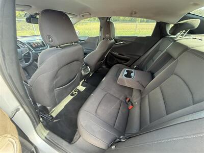 2018 Chevrolet Malibu LT   - Photo 10 - Cahokia, IL 62206