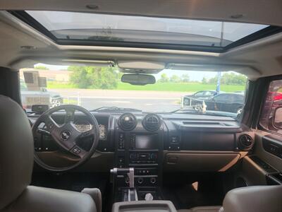 2006 Hummer H2 4dr SUV   - Photo 8 - Cahokia, IL 62206