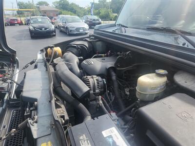 2006 Hummer H2 4dr SUV   - Photo 9 - Cahokia, IL 62206