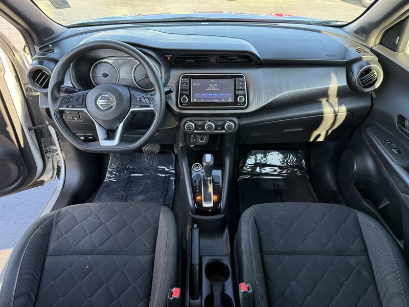 2020 Nissan Kicks S - Photo 11 - Cahokia, IL 62206
