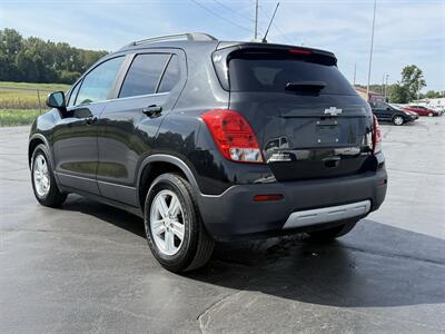 2015 Chevrolet Trax LT - Photo 2 - Cahokia, IL 62206