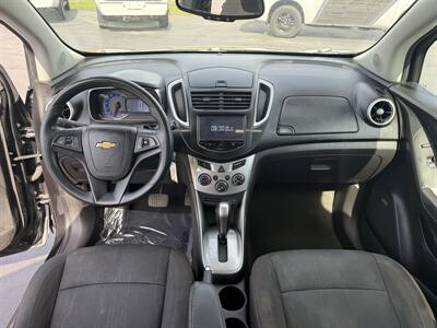 2015 Chevrolet Trax LT - Photo 10 - Cahokia, IL 62206