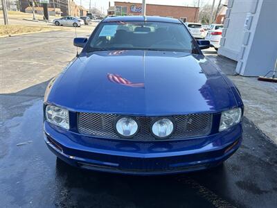 2009 Ford Mustang V6 Deluxe   - Photo 6 - Fairview Heights, IL 62208