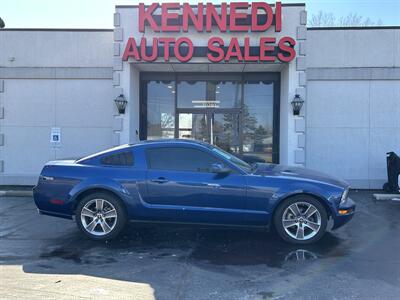 2009 Ford Mustang V6 Deluxe   - Photo 1 - Fairview Heights, IL 62208