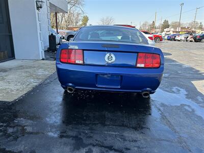 2009 Ford Mustang V6 Deluxe   - Photo 7 - Fairview Heights, IL 62208