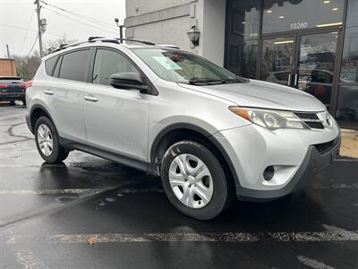 2015 Toyota RAV4 LE   - Photo 2 - Fairview Heights, IL 62208