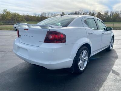 2012 Dodge Avenger SXT   - Photo 5 - Cahokia, IL 62206