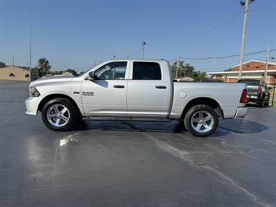 2015 RAM 1500 Express   - Photo 3 - Cahokia, IL 62206