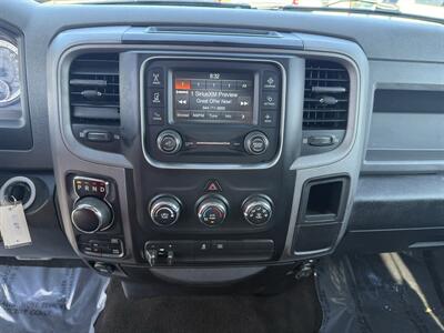 2015 RAM 1500 Express   - Photo 14 - Cahokia, IL 62206