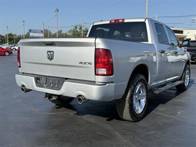 2015 RAM 1500 Express   - Photo 8 - Cahokia, IL 62206