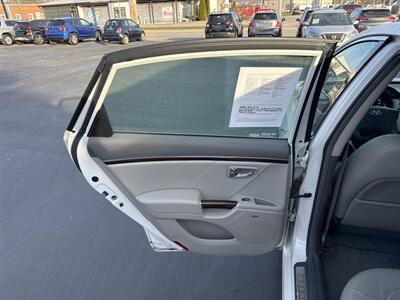 2011 Hyundai Azera Limited   - Photo 18 - Millstadt, IL 62260