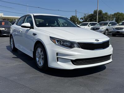 2017 Kia Optima LX   - Photo 3 - Cahokia, IL 62206