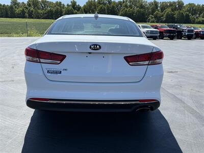 2017 Kia Optima LX   - Photo 7 - Cahokia, IL 62206