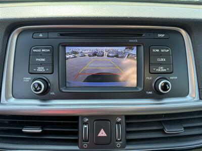2017 Kia Optima LX   - Photo 15 - Cahokia, IL 62206