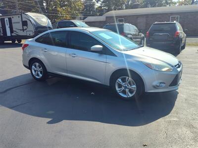 2012 Ford Focus SE   - Photo 4 - Freeburg, IL 62243