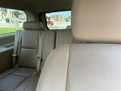 2012 Chevrolet Suburban LTZ - Photo 10 - Fairview Heights, IL 62208