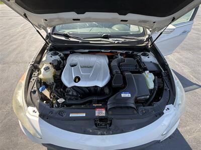 2011 Hyundai SONATA Hybrid   - Photo 16 - Cahokia, IL 62206