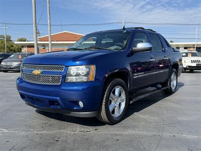 2013 Chevrolet Avalanche LTZ Black Diamond   - Photo 1 - Cahokia, IL 62206