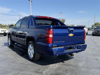 2013 Chevrolet Avalanche LTZ Black Diamond   - Photo 6 - Cahokia, IL 62206