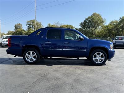 2013 Chevrolet Avalanche LTZ Black Diamond   - Photo 5 - Cahokia, IL 62206