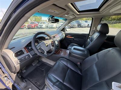 2013 Chevrolet Avalanche LTZ Black Diamond   - Photo 11 - Cahokia, IL 62206