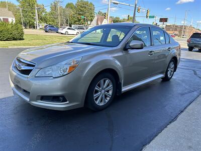 2010 Subaru Legacy 2.5i Premium   - Photo 3 - Fairview Heights, IL 62208