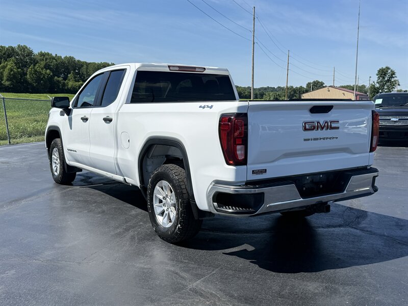 2021 GMC Sierra 1500 - Photo 3 - Cahokia, IL 62206