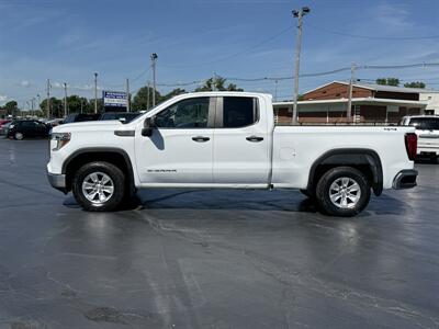2021 GMC Sierra 1500 - Photo 2 - Cahokia, IL 62206