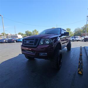 2004 Ford F-150 Lariat   - Photo 1 - Belleville, IL 62223