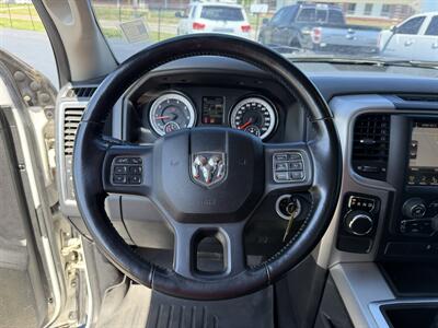 2015 RAM 1500 Big Horn - Photo 12 - Cahokia, IL 62206
